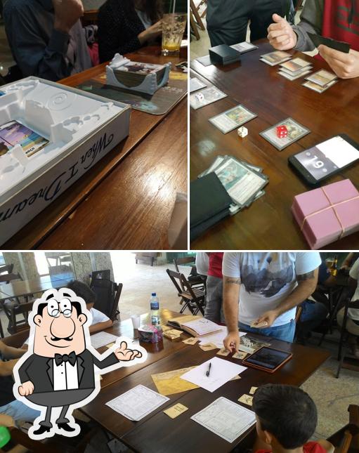 Veja imagens do interior do Loja de Jogos - Asgard