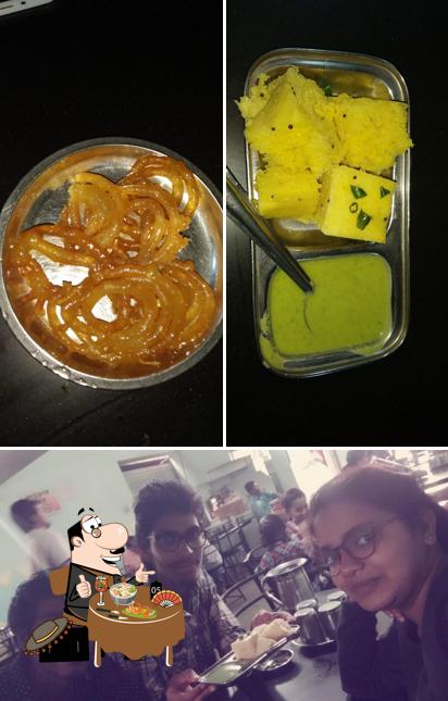 The picture of food and interior at Mahaveer Restaurant, PalChowk, Gondia