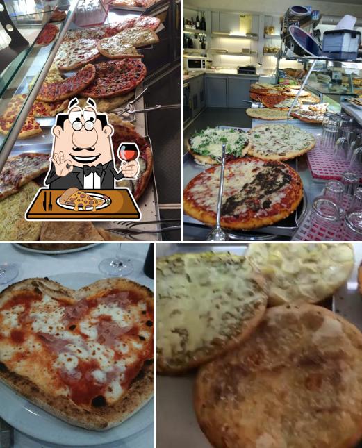 Scegli tra le svariate varianti di pizza