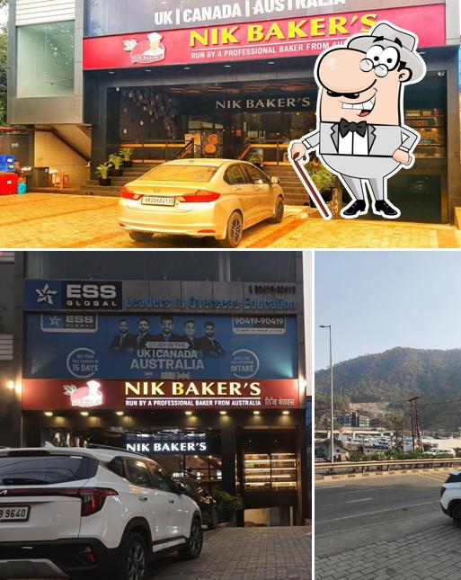 The exterior of NIK BAKER'S