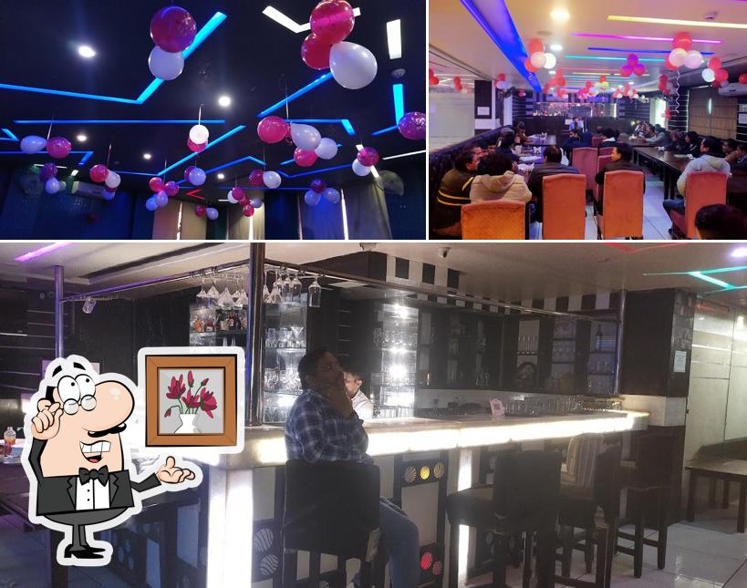 This is the image displaying interior and food at Street View Lounge Restaurant