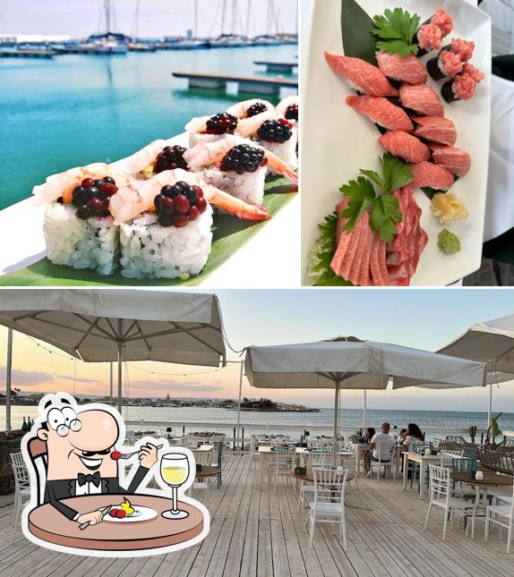 La immagine di cibo e interni da Dakoky Sushi and Sea Food