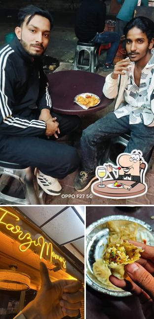 Food at Farzi momos