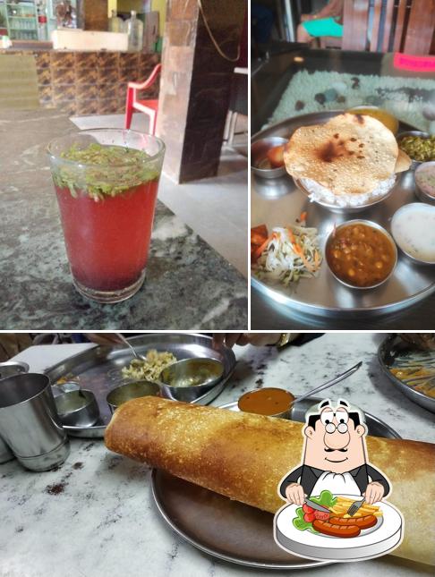 Food at Hotel Shantiniketan veg