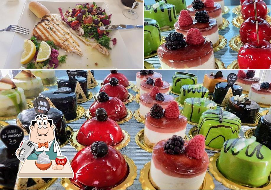 Ristorante La Martinica serve un'ampia selezione di dessert