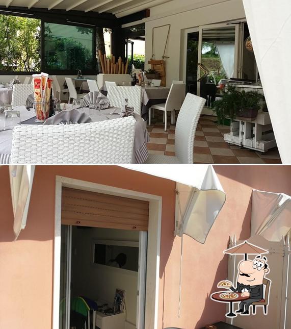 Goditi la vista dagli esterni di Ristorante Pizzeria