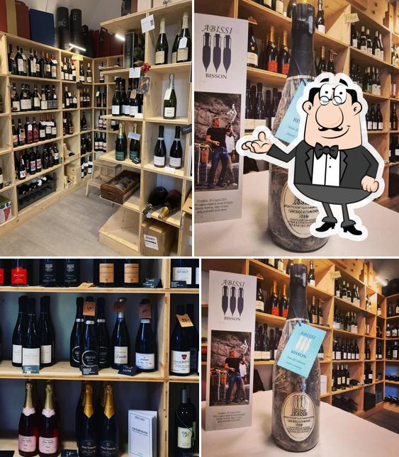 Gli interni di Enoteca del Convento