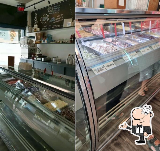 Siediti a un tavolo di Gelateria Dulce Argentina