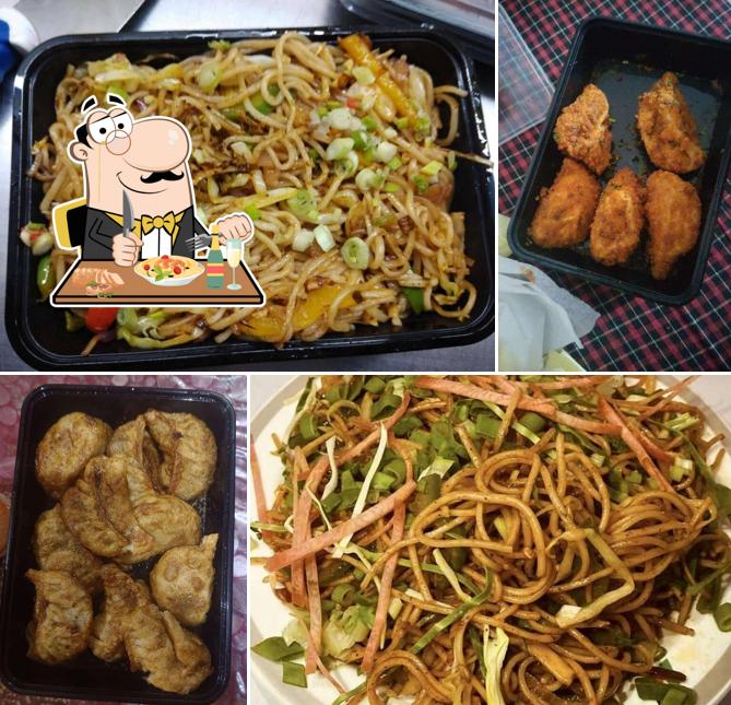 Pad thai at Momo Beast