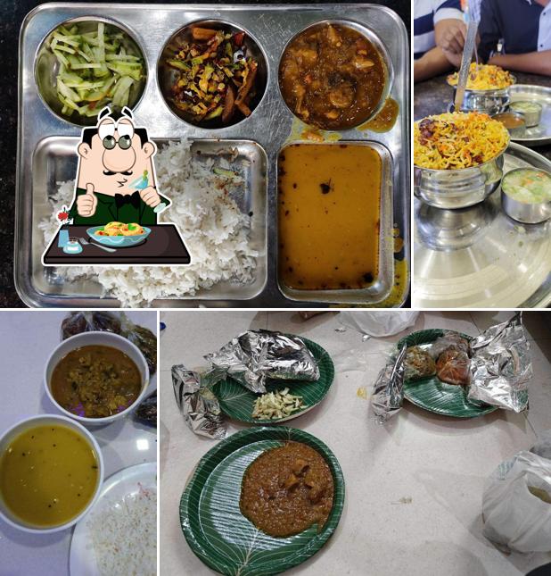 Chocolate mousse at Sai Romit Family Restaurant