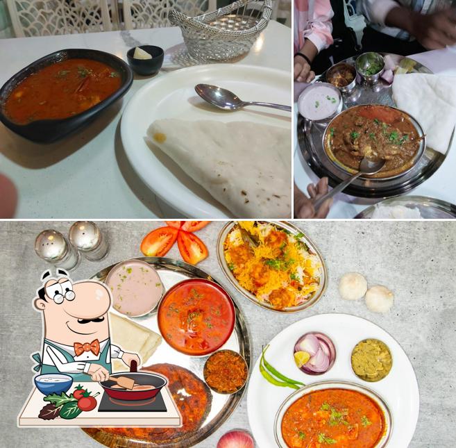 Chicken curry at Aamhi Koli Seafood Restaurant