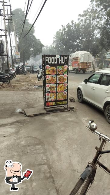 The exterior of Food Hut