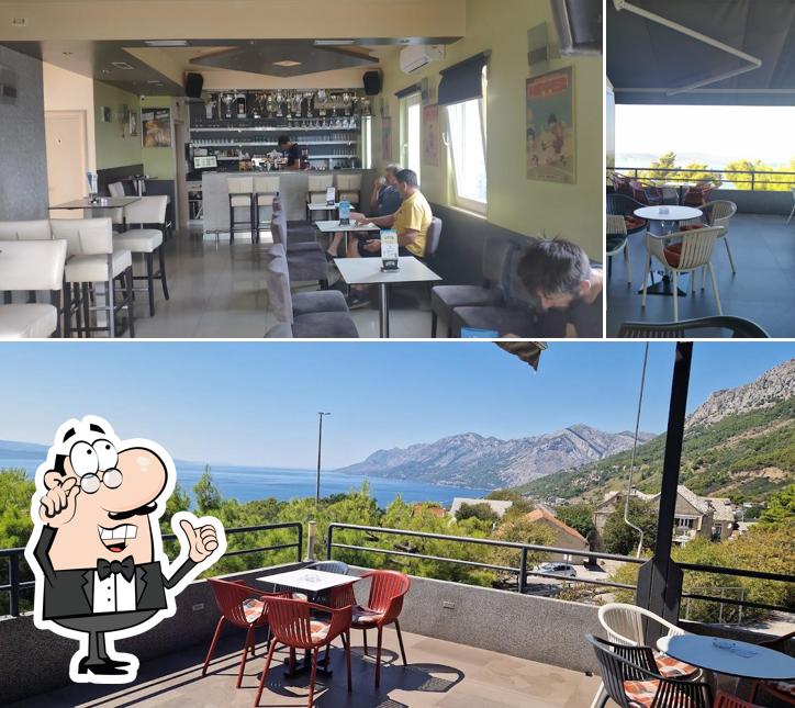 Gli interni di Cafe Triangle