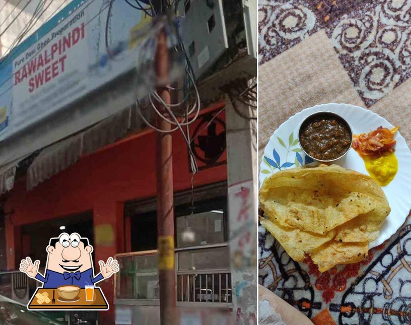 Food at Rawalpindi Sweet Shop