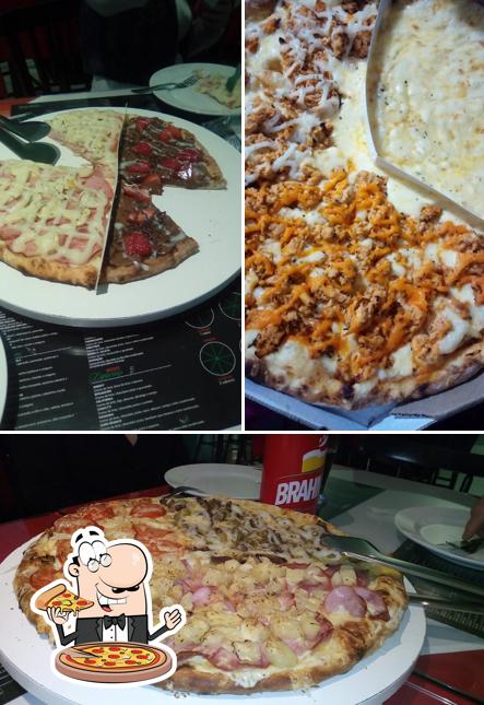 No Pizzaria Bertucci's Pinhais, você pode degustar pizza