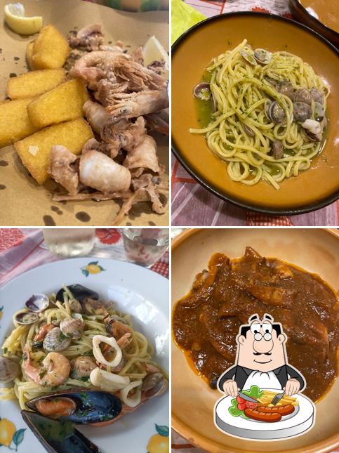 Spaghetti al Pescheria Friggitoria Cacciuccheria "Il Pescatore" - Stagno