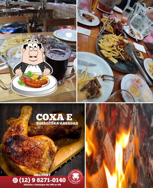 Comida em Frangonese Pizzaria e Rotisseria Taubaté