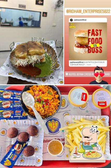 Food at JAY BHAVANI VADAPAV (FAST FOOD) HIMATNAGAR highway NH-48