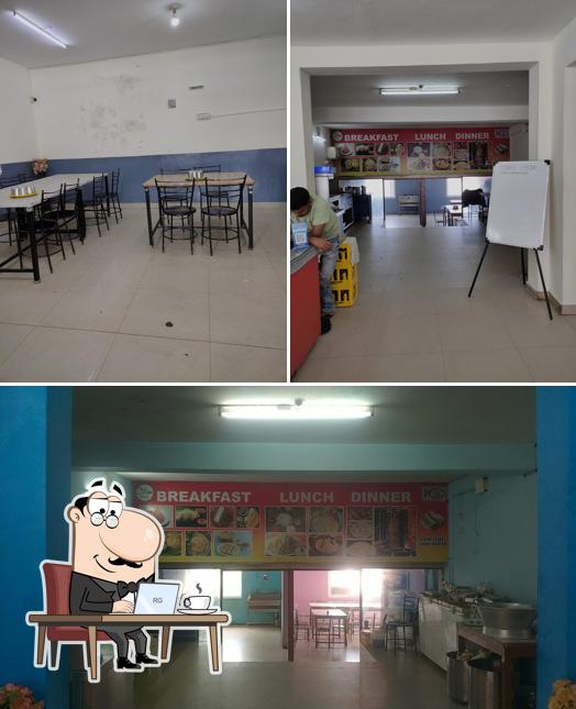 The interior of Picnic Casa Family Restaurant