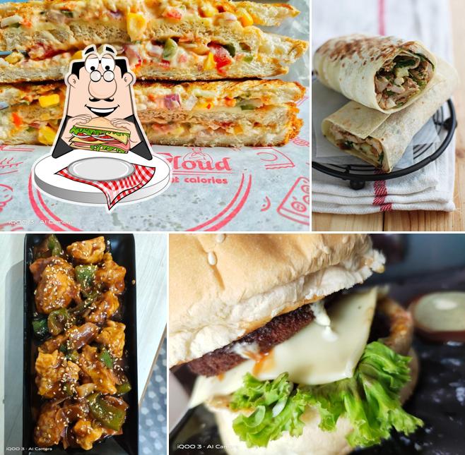 Club sandwich at Grats cloud