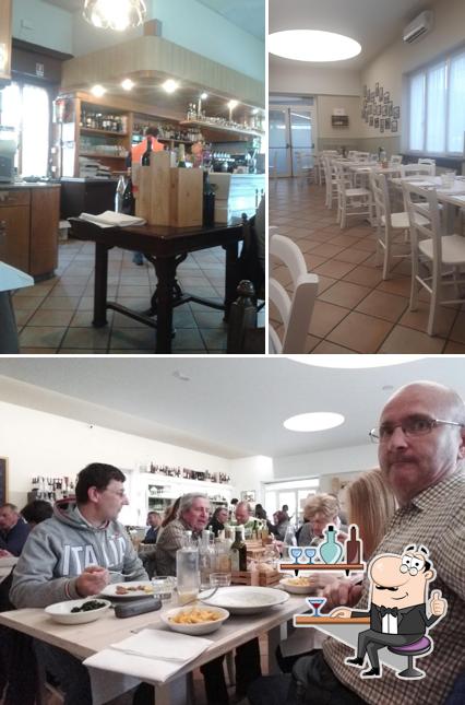 Dai un'occhiata agli interni di Ristorante Pizzeria al Ponte