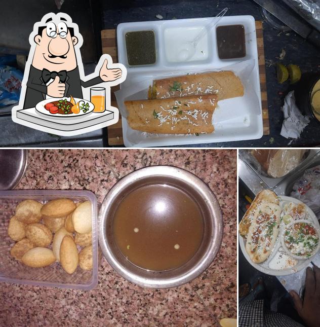 Meals at Raju Chaat Corner