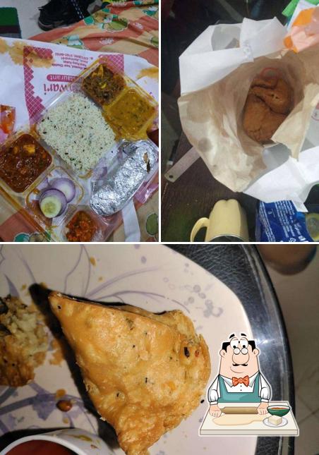 Samosa at New Maheshwari Sweets & Restaurant