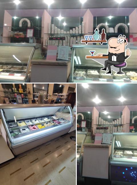 Gli interni di Gelateria Monte Bianco