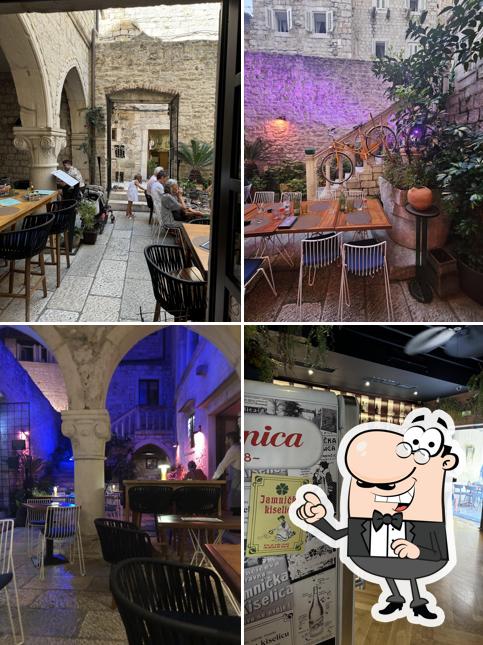 Dai un'occhiata agli interni di Pizzaferaj City