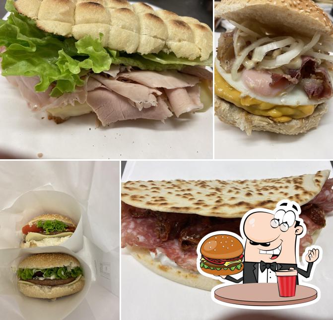 Prova un hamburger a Piadina Antonella