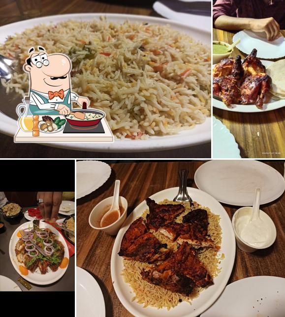 Fried rice at ALIF കുഴിമന്തി Restaurant cherpulaserry