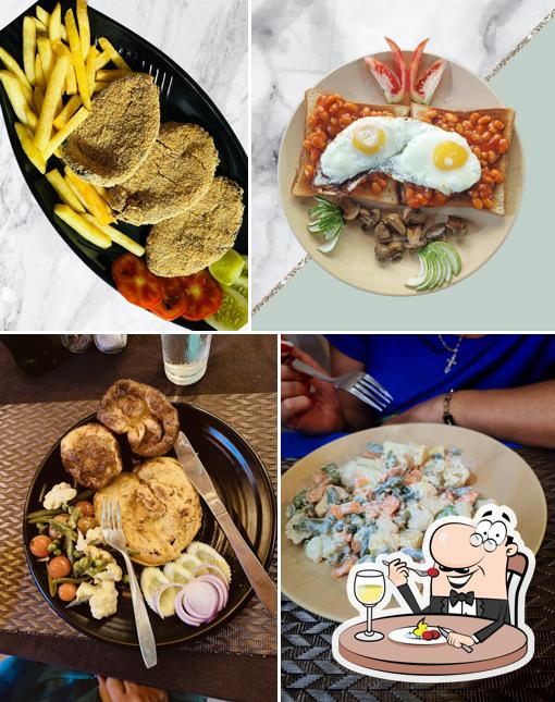 Food at Mai Cafe, Bar & Restaurant