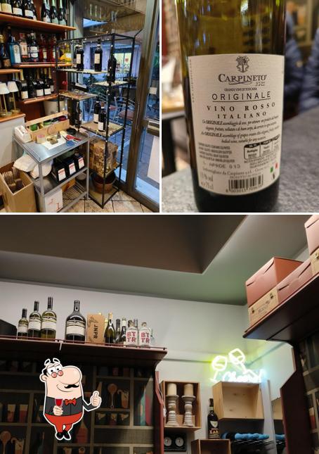 È gradevole prendersi un bicchiere di vino a Enoteca Stella