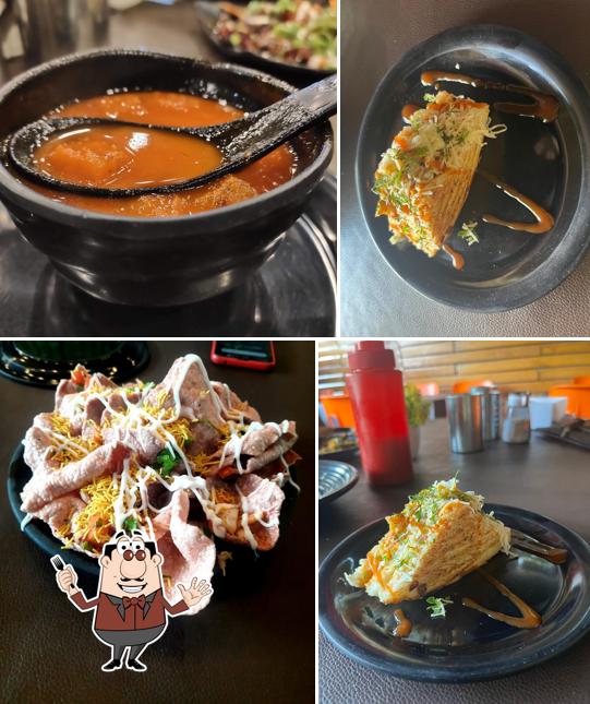 Food at NIMANTRAN HOTEL GARDEN AND RESTAUREN