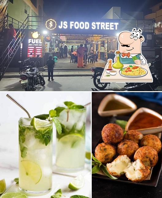 The photo of WE CHAI’s food and exterior