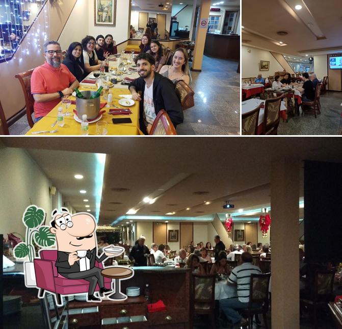 O interior do Brasão Restaurante