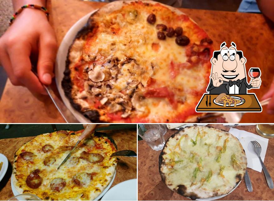 Prenditi una pizza a Pizzeria L'economica