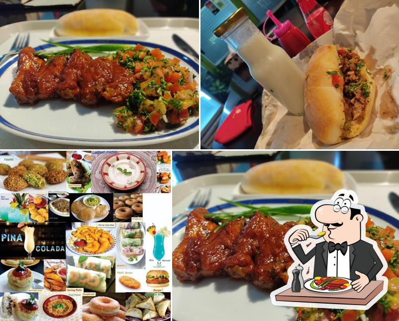 Food at Cafe A&C Pearl's