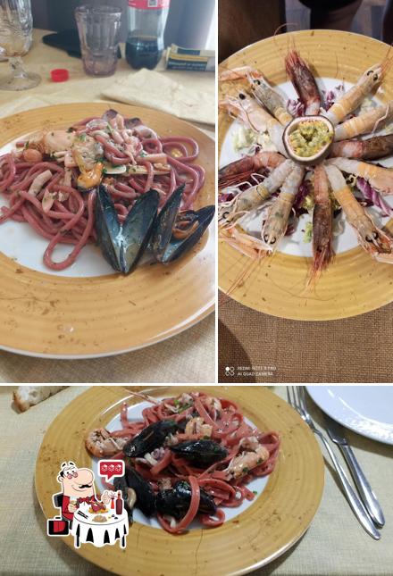 Prova la cucina di mare a Ristorante Pizzeria Che C'E' C'E'