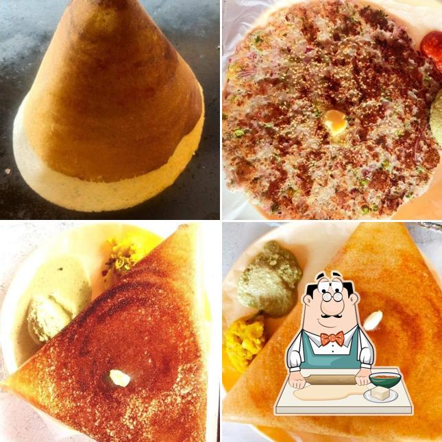 Samosa at Mathura Dosa Center