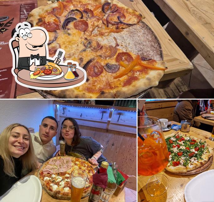 Ordina una pizza a bar pizzeria Lume 17