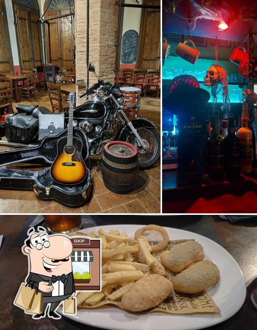 La esterno e cibo del ristorante