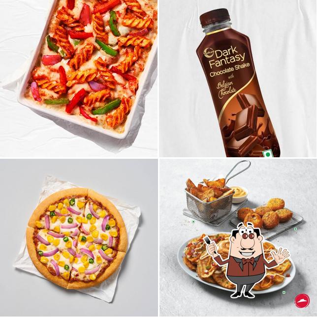 Meals at Pizza Hut Golden I Mall, Greater Noida