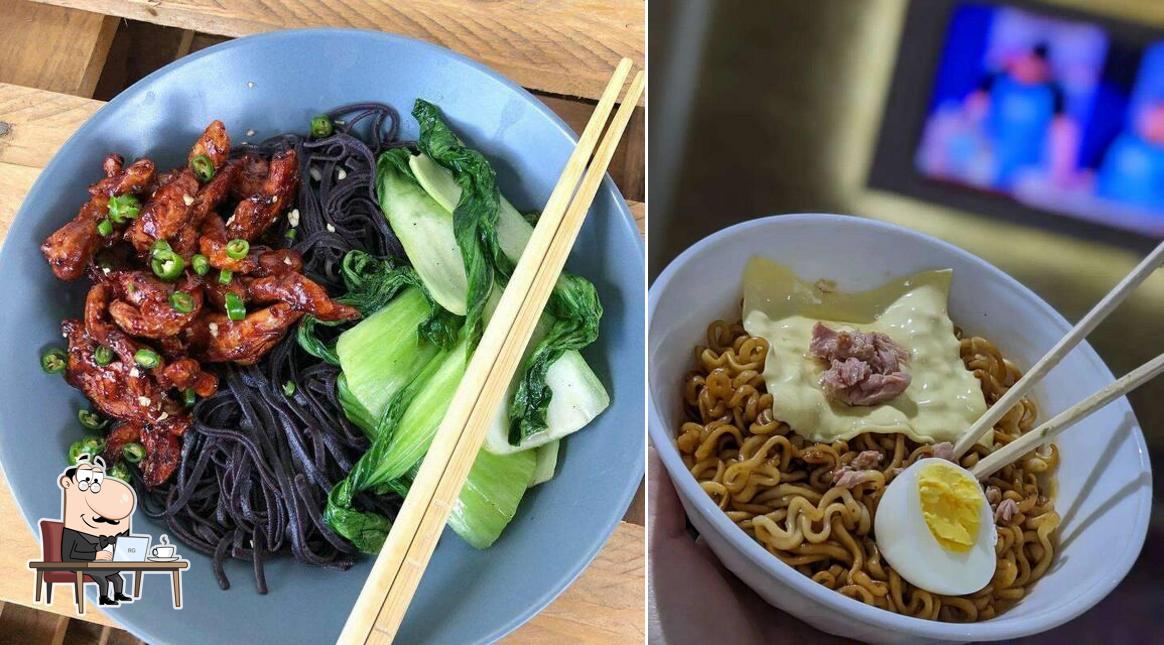 The interior of Esta Vida Loca