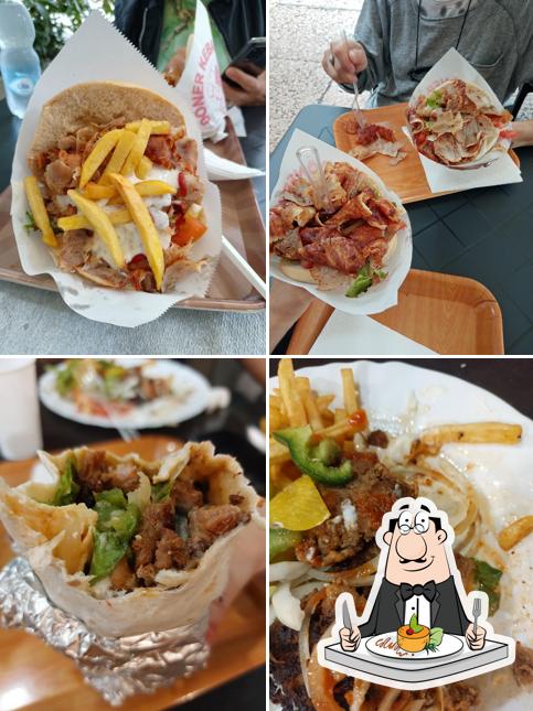 Panino con maiale stirato al Istanbul Doner Kebab