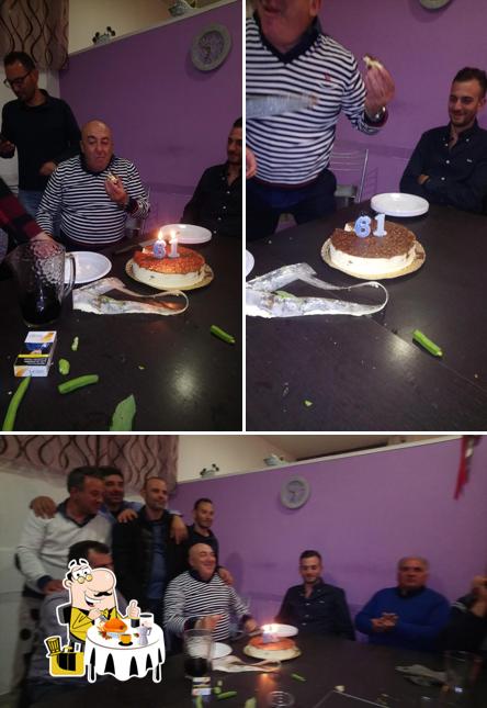 La foto di cibo e interni da Lady Queen