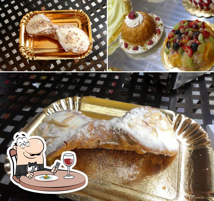 Cibo al Pasticceria Gelateria Ragusa Eventi