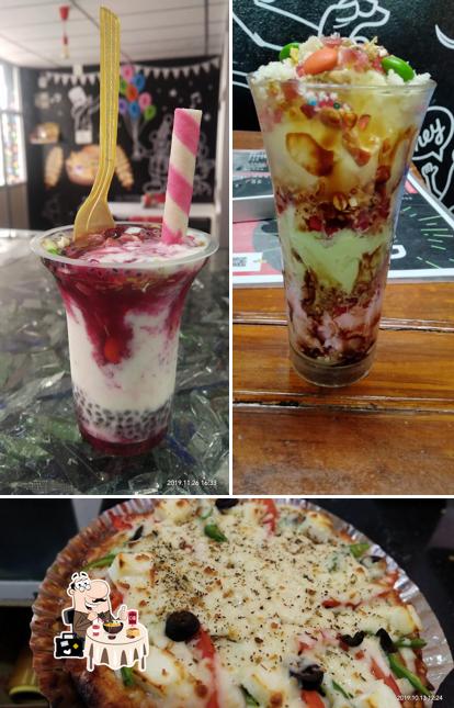 Meals at Foodnest Cafe