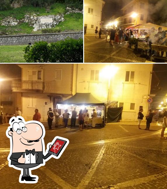 Guarda gli esterni di Crystal S.N.C. Di Castagno Maria E Vita Gerardo