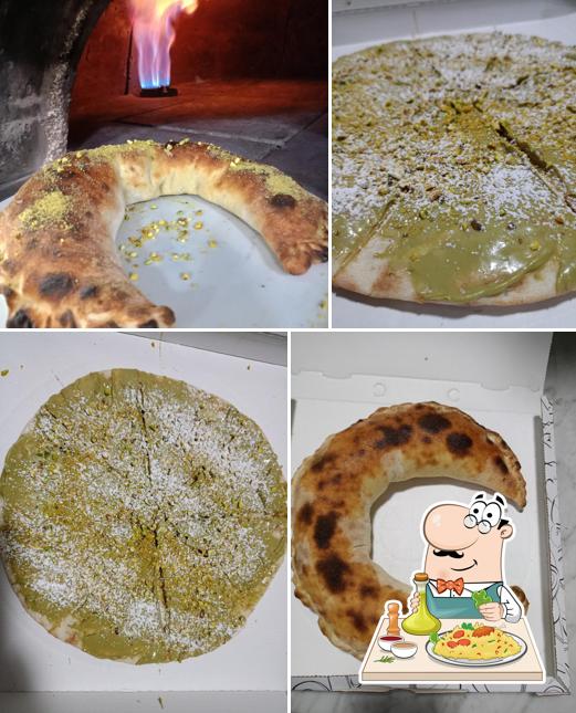 Cibo al PizzeriaMezza Luna